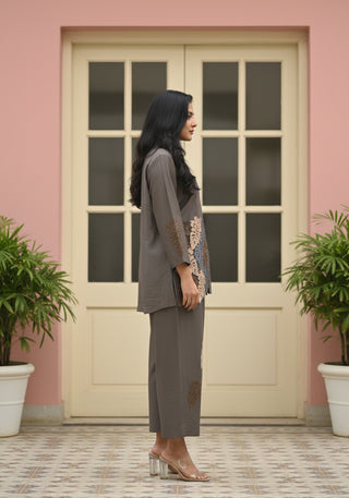 Elegant Co-ord Set with Leaf Appliqué Detailing